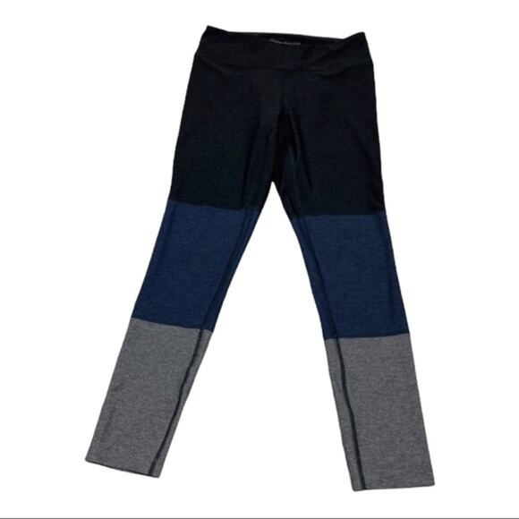 Outdoor Voices 7/8 Gradient Leggings Tri-color XS - Picture 5 of 9